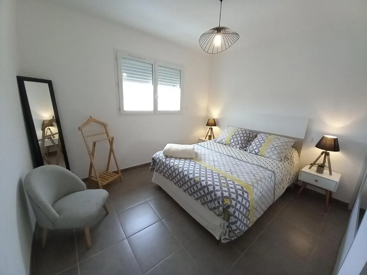 Hébergement de vacances Maison BELIZO, familiale ,calme et reposante. Vernet France
