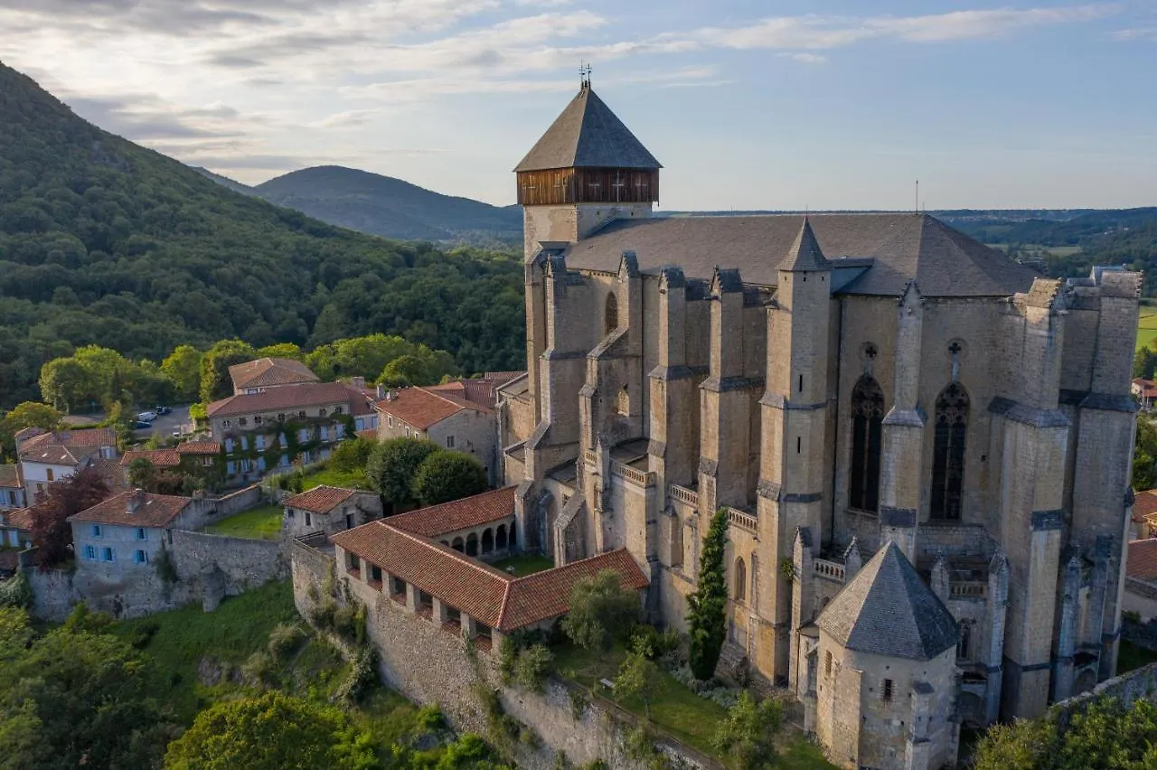 Maison BELIZO, familiale ,calme et reposante. Vernet