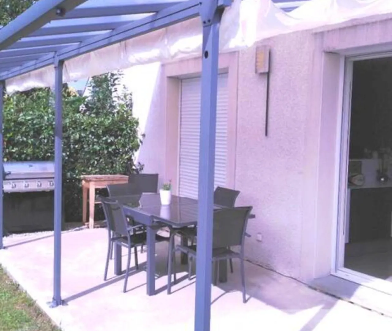 Hébergement de vacances Maison BELIZO, familiale ,calme et reposante. Vernet