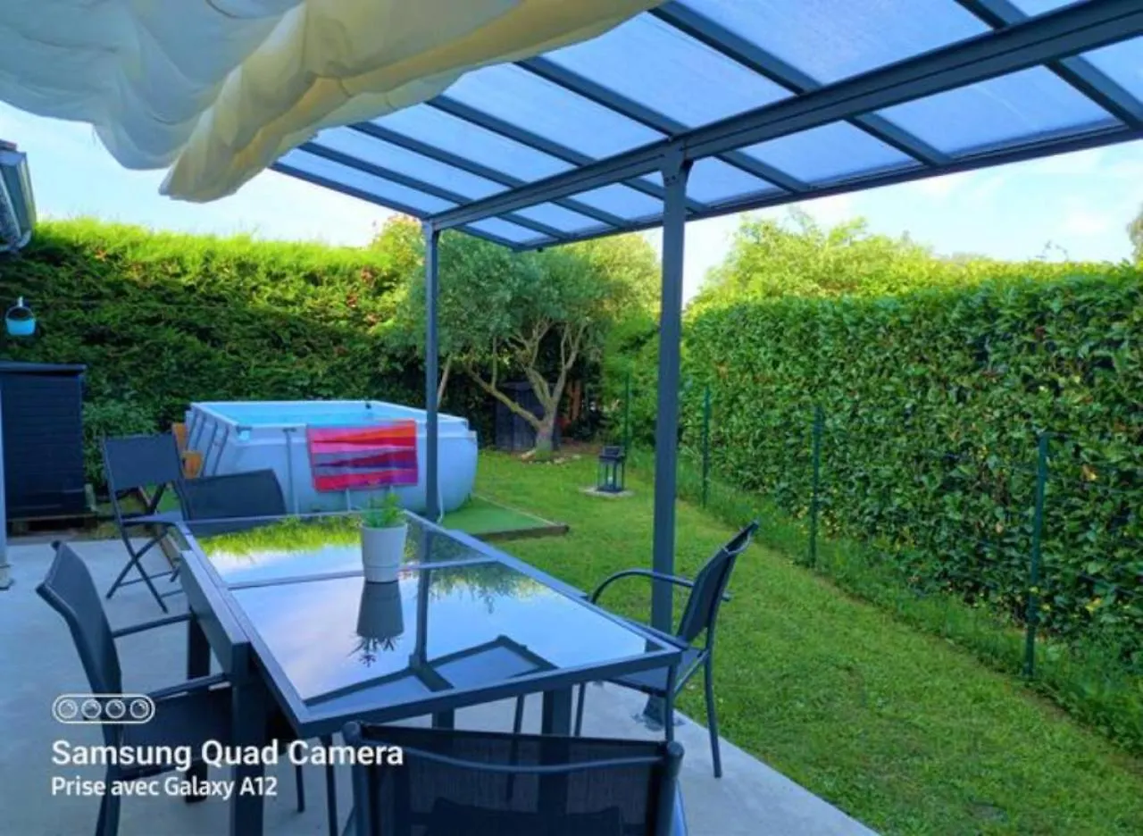 Hébergement de vacances Maison BELIZO, familiale ,calme et reposante. Vernet France